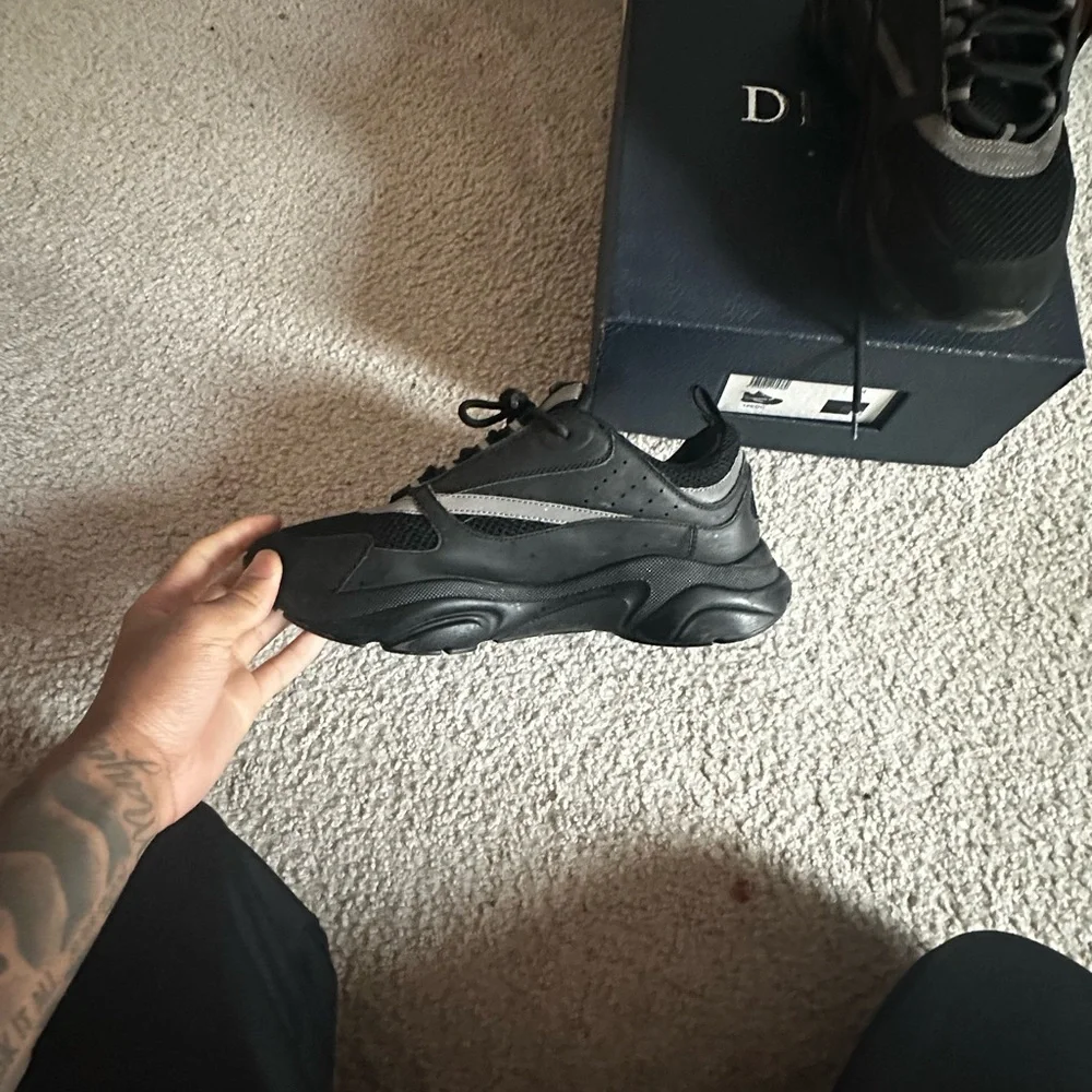 Nike Men's Black and Gray Sneakers - Picture 4 of 9